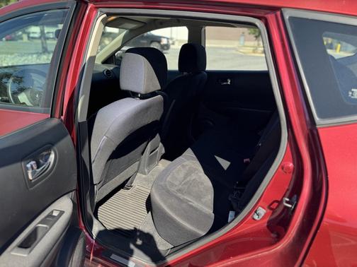 2009 Nissan Rogue S