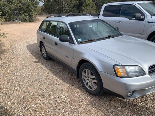 2004 Subaru Outback Base