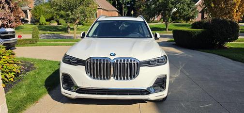 White 2020 BMW X7 xDrive40i