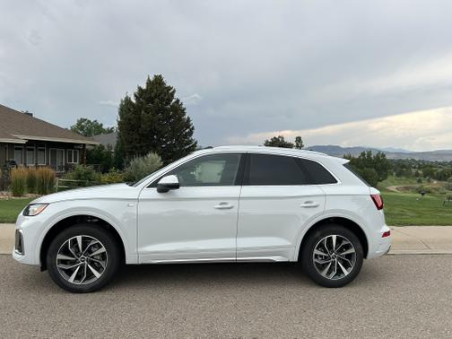 2023 Audi Q5 45 S line Premium Plus