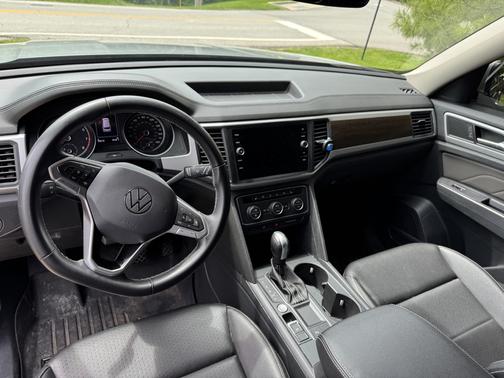 2021 Volkswagen Atlas 3.6L SE w/Technology