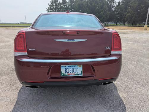 2018 Chrysler 300 Limited