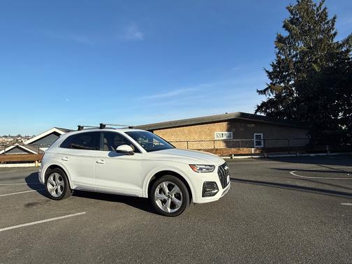 2021 Audi Q5 45 Premium Plus