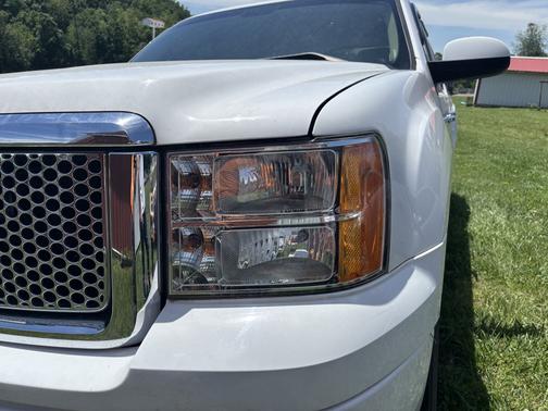 2008 GMC Sierra 1500 Denali Crew Cab