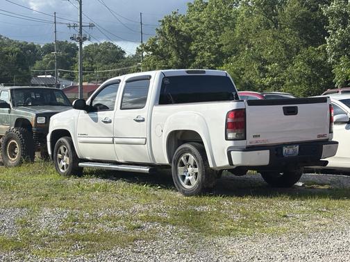2008 GMC Sierra 1500 Denali Crew Cab