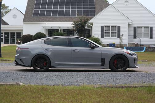 2019 Kia Stinger GT1