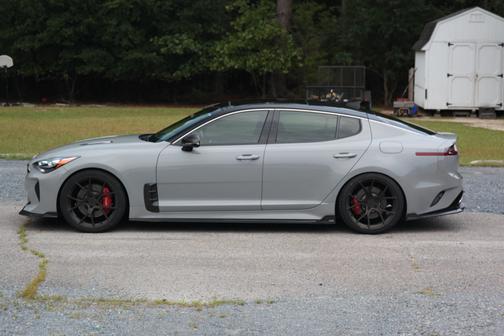 2019 Kia Stinger GT1