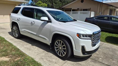 White 2023 GMC Acadia Denali