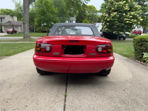 1996 Mazda MX-5 Miata Base
