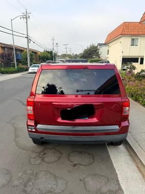 Red 2015 Jeep Patriot Sport
