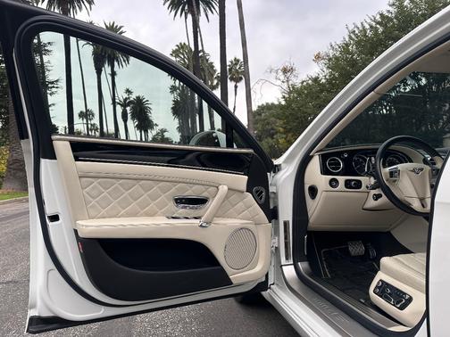 2018 Bentley Flying Spur V8