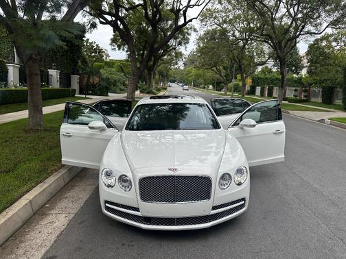 2018 Bentley Flying Spur V8