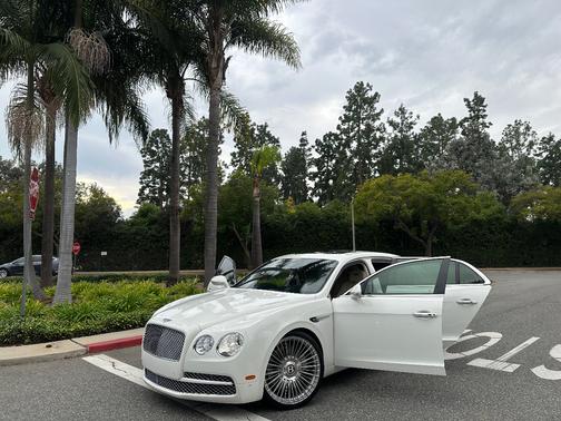 2018 Bentley Flying Spur V8