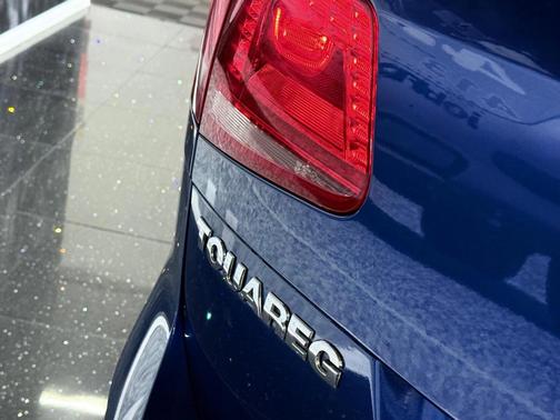 Blue 2017 Volkswagen Touareg V6 Wolfsburg Edition