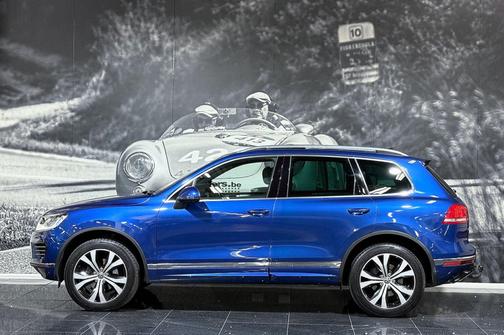 Blue 2017 Volkswagen Touareg V6 Wolfsburg Edition