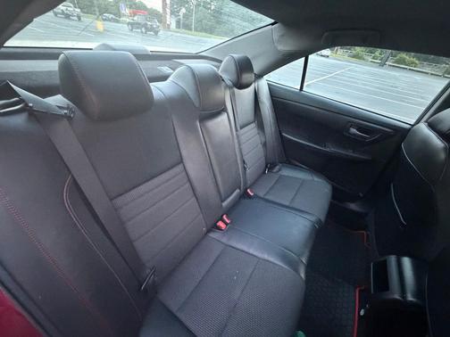 Red 2017 Toyota Camry SE