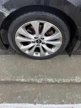 Black 2014 Hyundai Azera Base