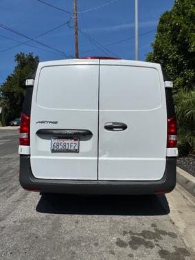 2017 Mercedes-Benz Metris Base