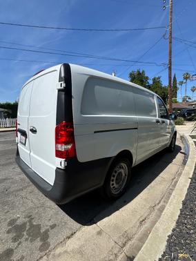 2017 Mercedes-Benz Metris Base