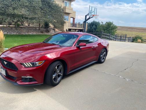2016 Ford Mustang V6