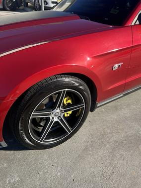 2010 Ford Mustang GT Premium