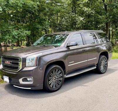 Gray 2015 GMC Yukon SLT