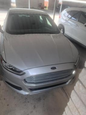 Silver 2014 Ford Fusion SE
