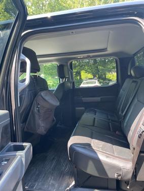 Black 2023 Ford F-250 Lariat