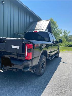 Black 2023 Ford F-250 Lariat