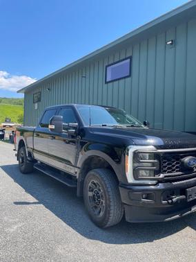Black 2023 Ford F-250 Lariat
