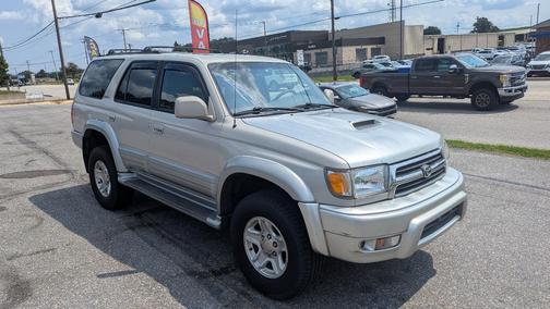 Silver 2000 Toyota 4Runner Limited 4WD
