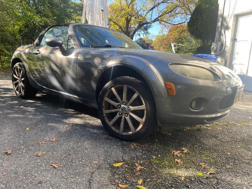 Gray 2006 Mazda MX-5 Miata Sport
