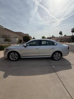 Silver 2017 Volkswagen Passat 1.8T SE w/Technology