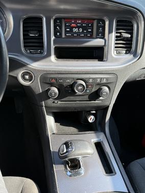 Silver 2014 Dodge Charger SE