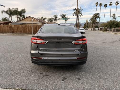 2019 Ford Fusion Hybrid SE