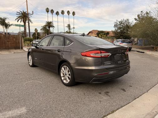 2019 Ford Fusion Hybrid SE