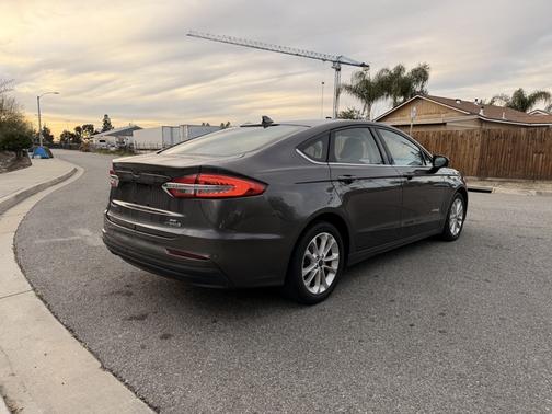 2019 Ford Fusion Hybrid SE