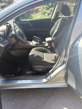 2012 Mazda Mazda3 i Touring
