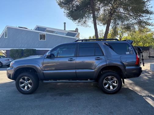 Gray 2006 Toyota 4Runner Sport