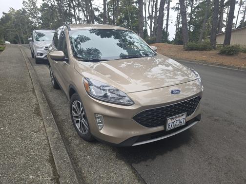 2021 Ford Escape SEL Hybrid