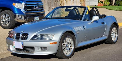 Silver 2002 BMW Z3 3.0i Roadster