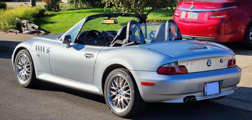 Silver 2002 BMW Z3 3.0i Roadster
