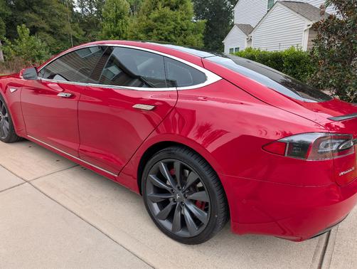 2016 Tesla Model S P90D