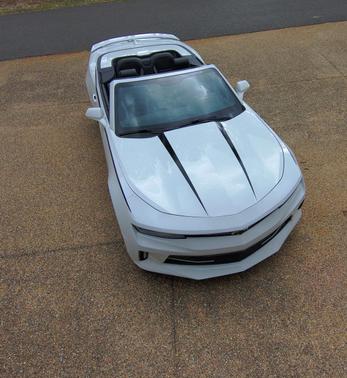 White 2017 Chevrolet Camaro 2LT