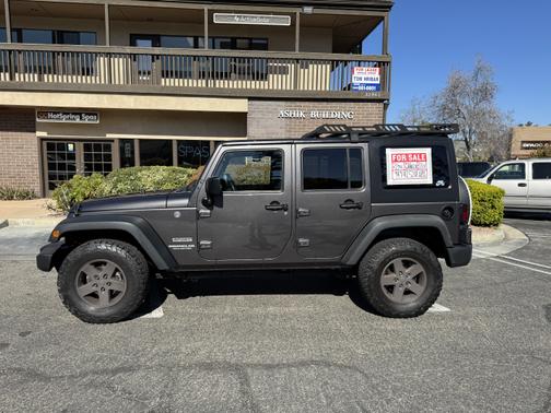 2017 Jeep Wrangler Unlimited Sport