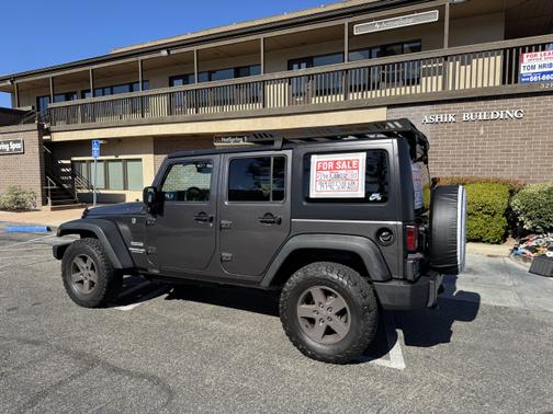 2017 Jeep Wrangler Unlimited Sport
