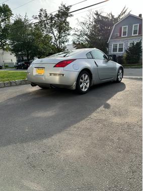 2004 Nissan 350Z Base
