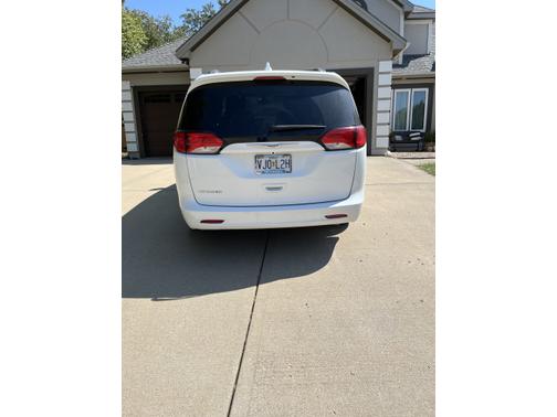 2020 Chrysler Voyager LXI