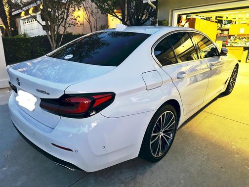 White 2021 BMW 530e Base