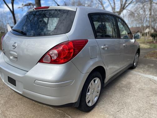 2012 Nissan Versa 1.8 S